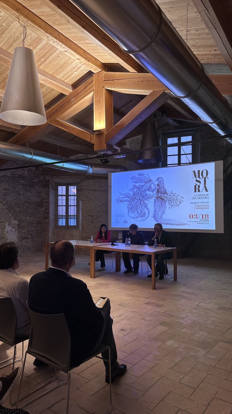 Il tavolo dei relatori durante la presentazione.